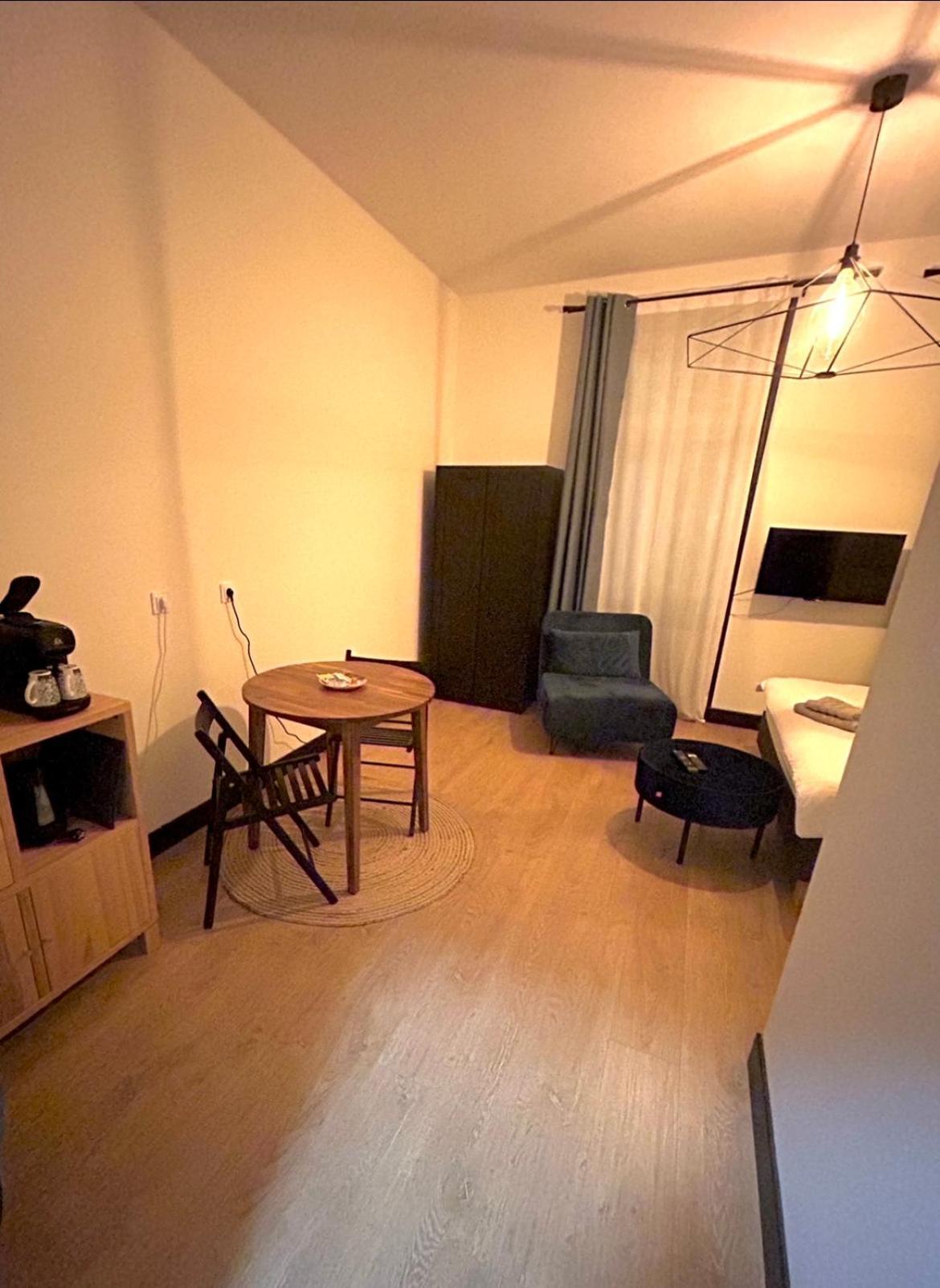Chrobry Apartment *
